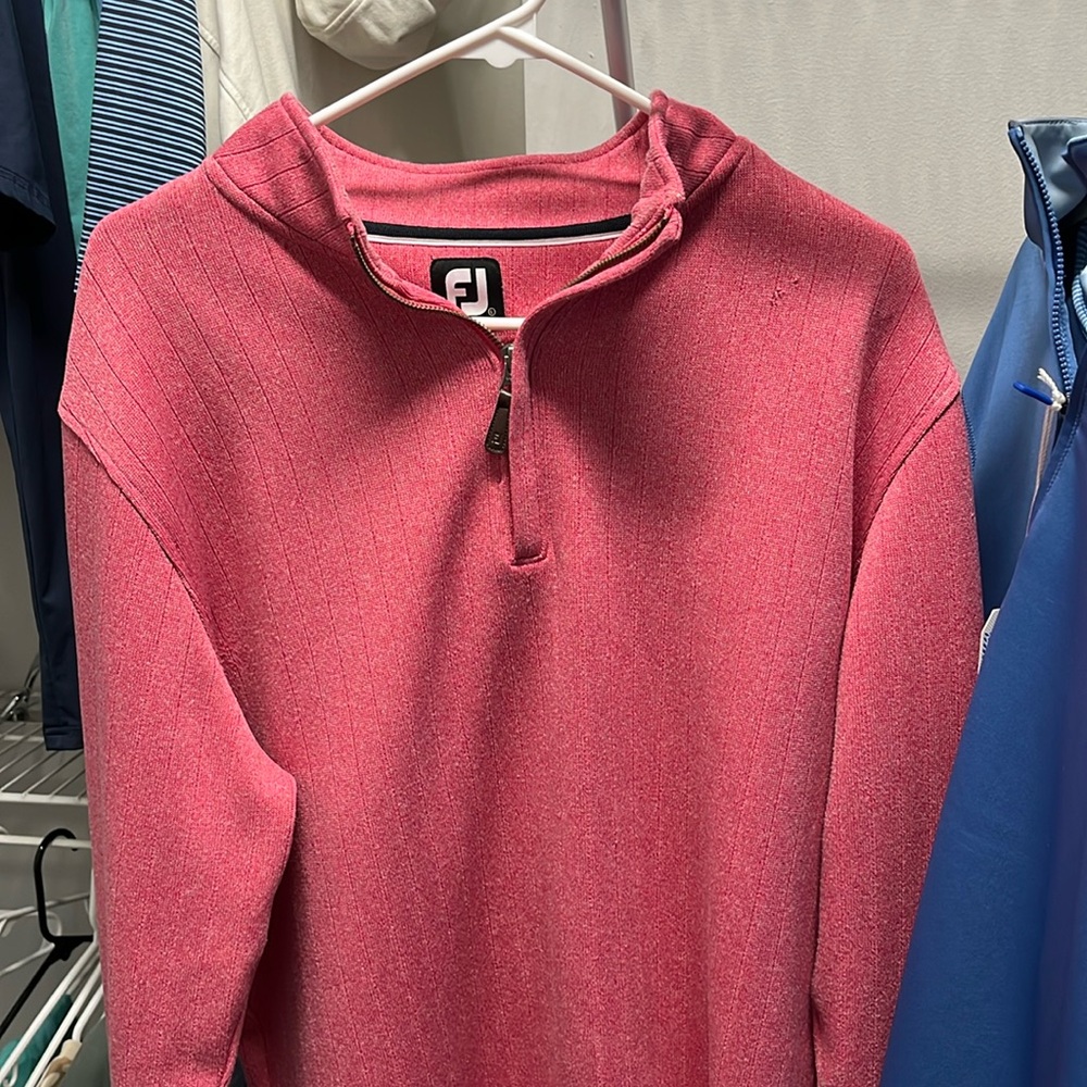 Very Lightly used Large Pink Quarter Zip Foot Joy (Golf)